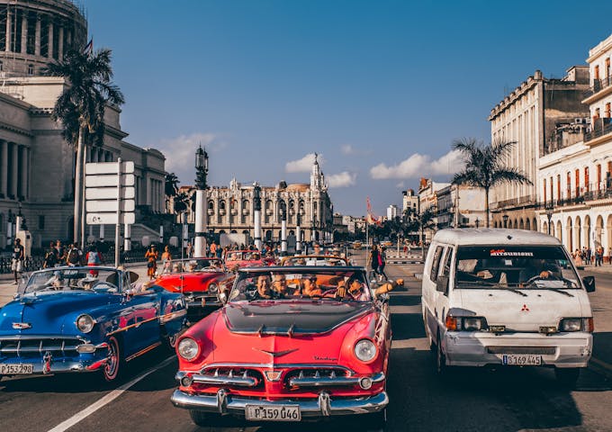 Enviar dinero a Cuba requiere proveedores autorizados bajo regulaciones OFAC
