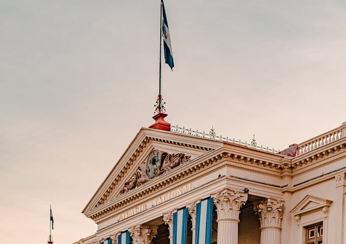 El Salvador — destino de remesas desde EE.UU.